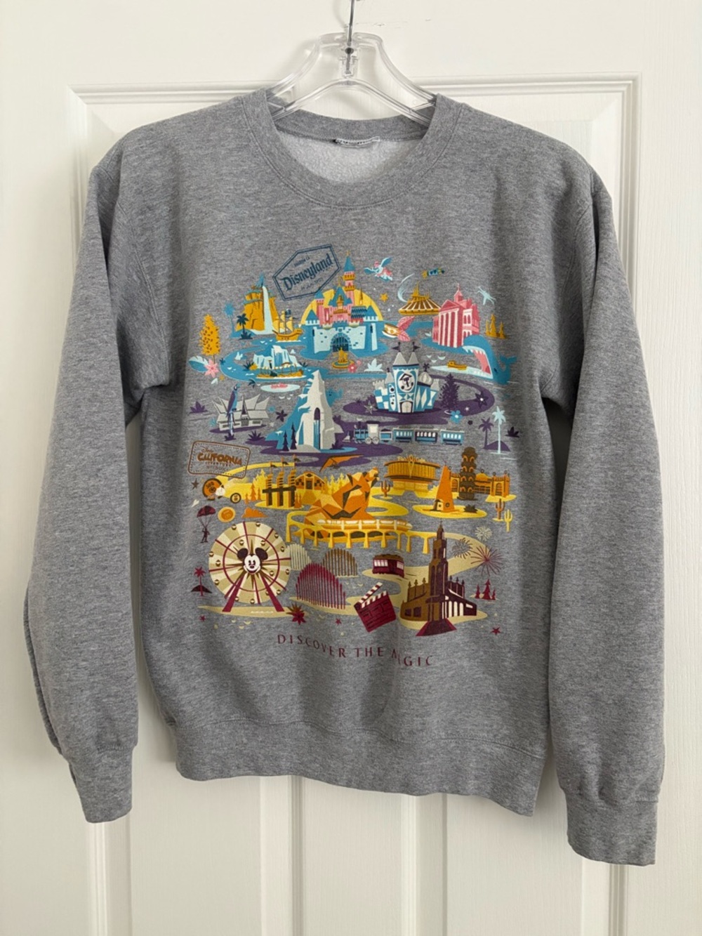 Disney Parks Disneyland Discover The Magic Crewneck Sweatshirt Size Small